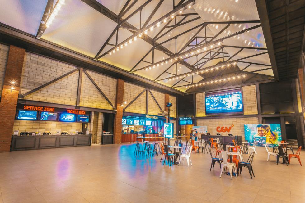 Bioskop FESTIVE WALK